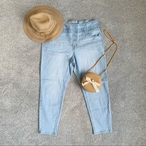 NWOT Women’s stretch jeans